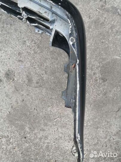 Продам бампер передний Toyota chaser