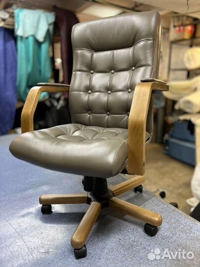 Компьютерное кресло