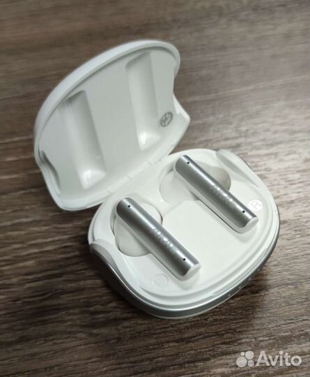 Беспроводные блютуз наушники (Bluetooth)