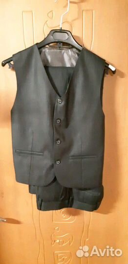 Школьный костюм