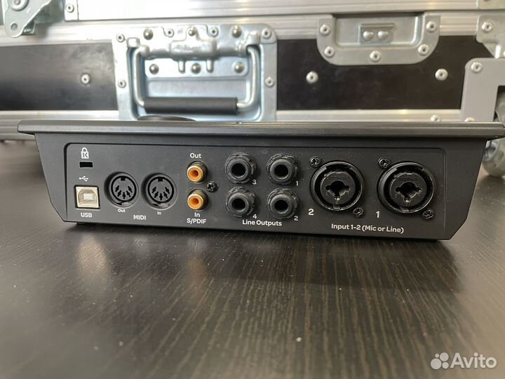 Звуковая карта внешняя M-Audio Fast Track C400