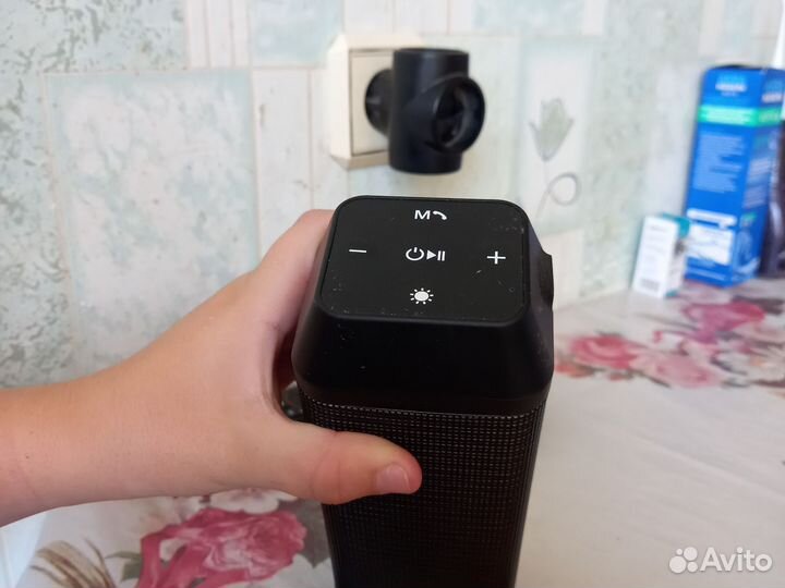 Музыкальная колонка с блютузом