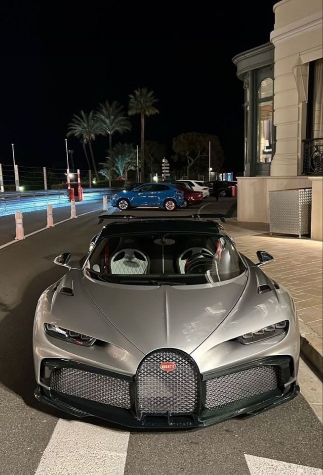 Bugatti Divo: фото из отзыва