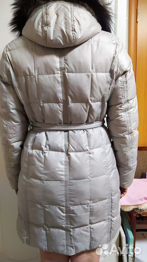 Пуховик женский 48 размер пух-перо в отличном сост