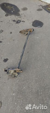 Кронштейн заднего буксировочного крюка Pajero 4