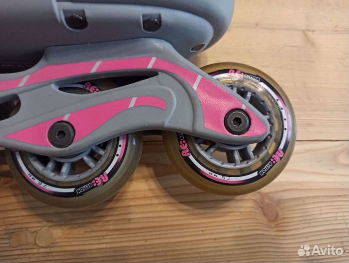 Ролики Reaction женские топ состояние (размер 40)