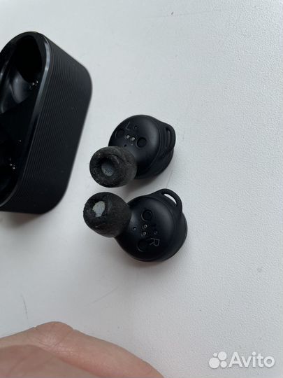 Беспроводные наушники Bang & Olufsen E8 Sport