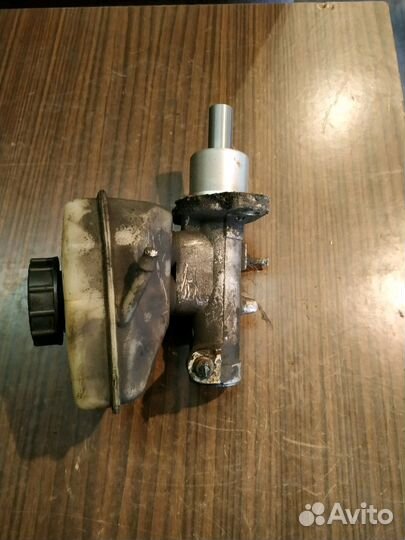 Saab 9-5 главный тормозной цилиндр