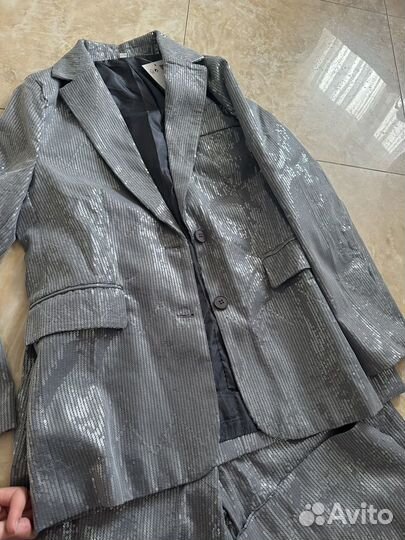 Пиджак брюки костюм с пайетками серебро под zara
