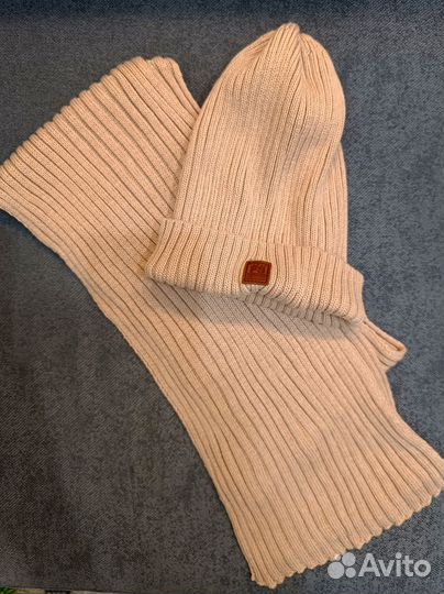 Комплект шапка, шарф