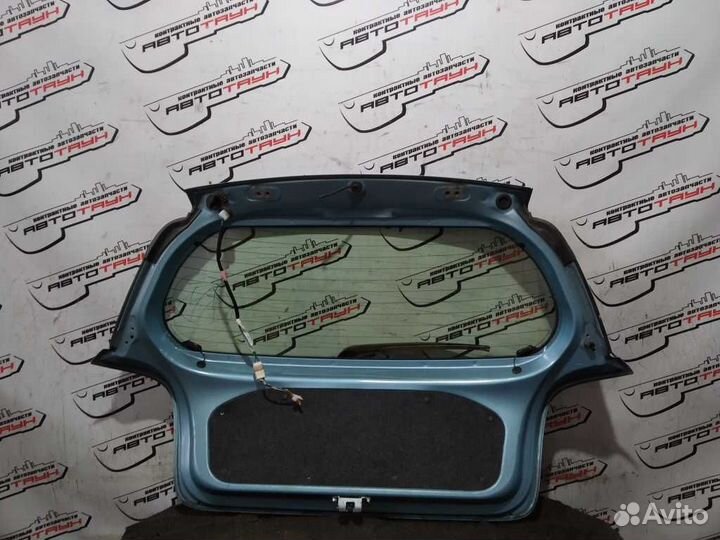 Дверь задняя toyota vitz yaris NCP10 NCP13 NCP15 S