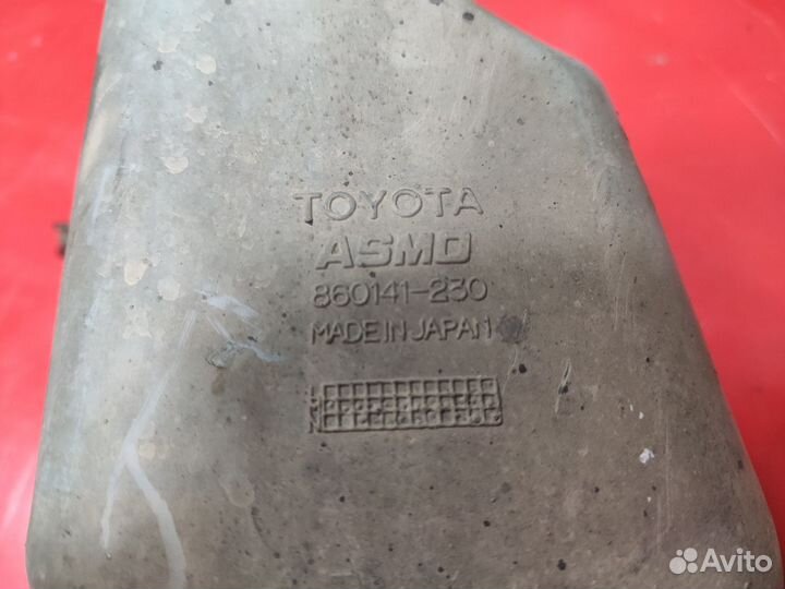 Бачок омывателя Toyota Estima