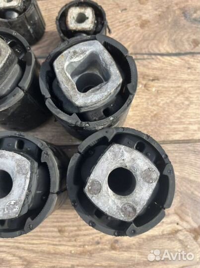 Сайлентблоки задние Bmw 5 E60