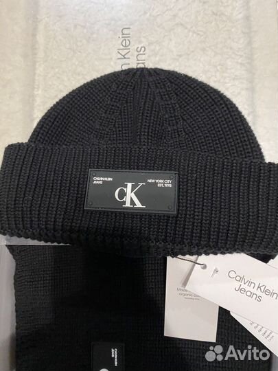 Шапка и шарф calvin klein