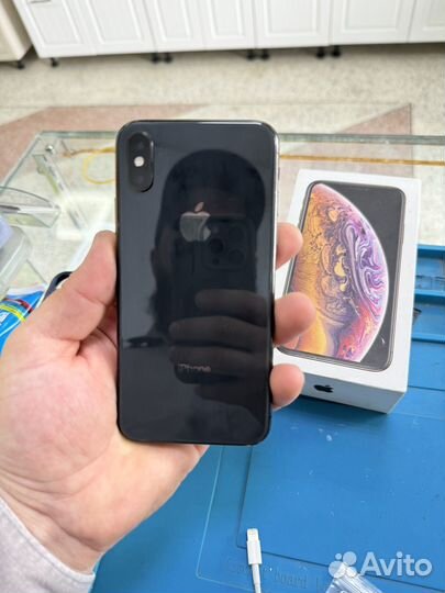 iPhone Xs, 256 ГБ