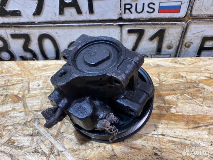 Насос гидроусилителя руля Ford Mondeo 3 2002