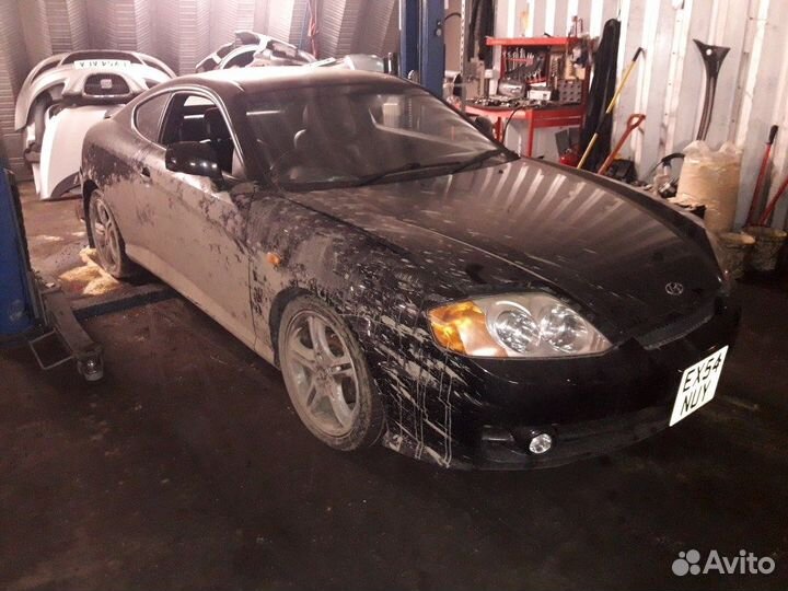 Разбор на запчасти Hyundai Coupe (Tiburon)