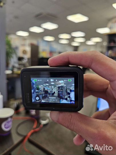 Камера GoPro Hero 10 black + стафф