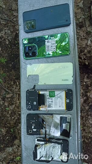 Запчасти на телефоны