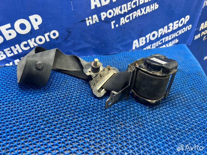 Передний правый ремень безопасности Chevrolet