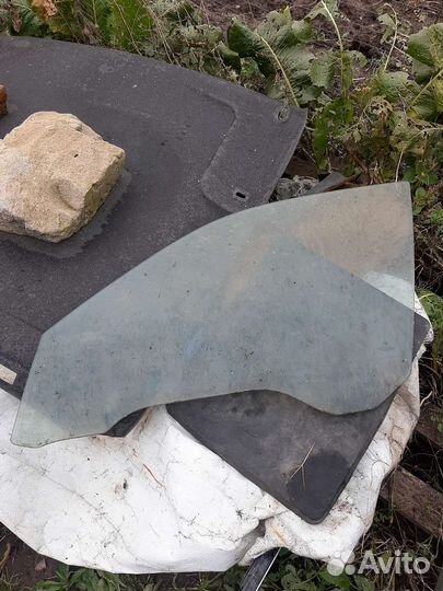 Стекло на бмв е39