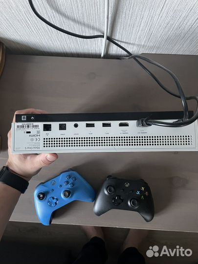 Xbox One s