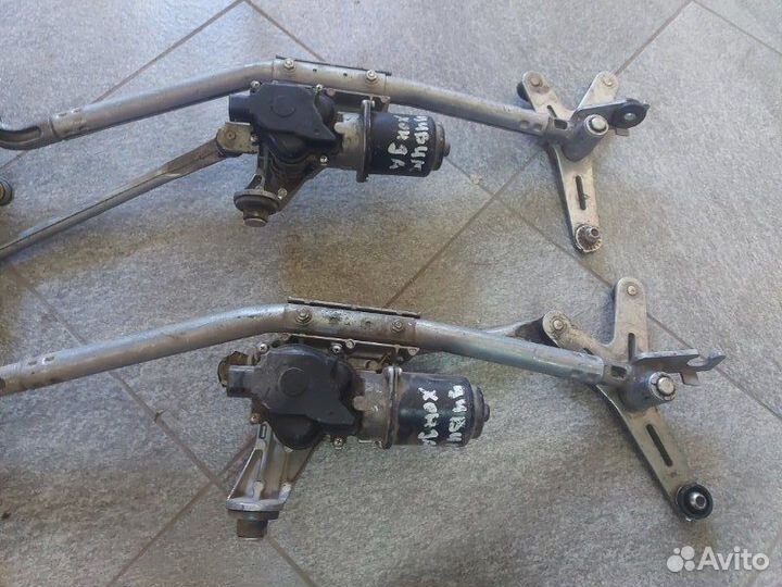 Трапеция стеклоочистителя Honda Cosmo