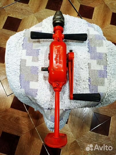 Ручной коловорот дрель