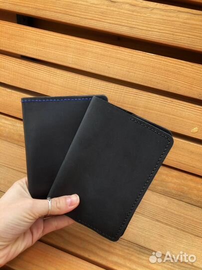 Кожаная обложка для паспорта