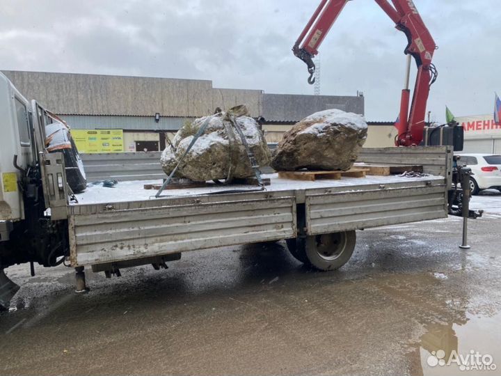 Бутовый камень Кварцит малиновый фр. 200-400