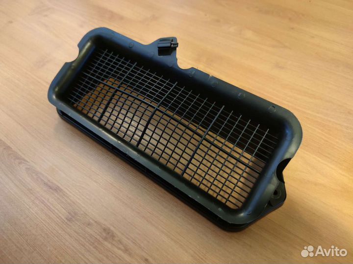 Воздухозаборник Тигуан 2