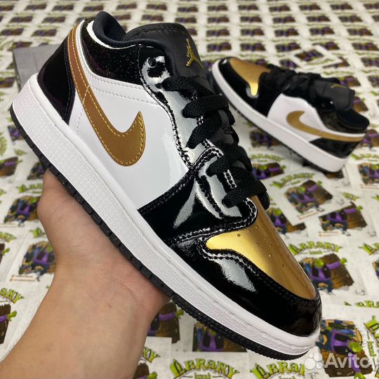 Nike Air Jordan 1