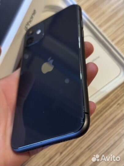 iPhone 11, 128 ГБ