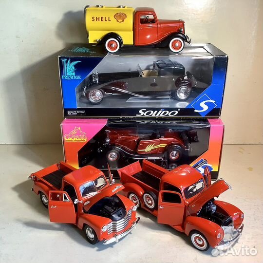 Bugatti Royal, Ford Roadster/ “Tank”. Solido,1/18