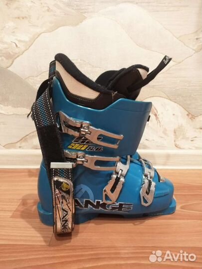 Горнолыжные ботинки