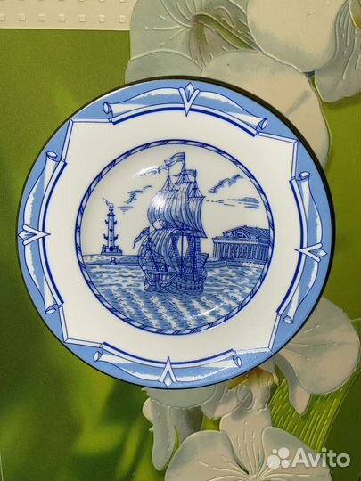 Тарелка настенная лфз