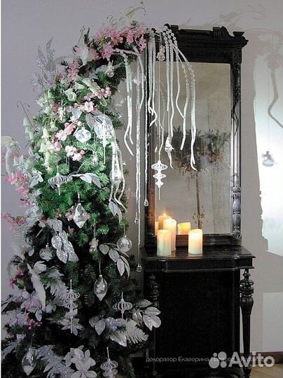 Елка искусственная новогодняя. Изогнутая