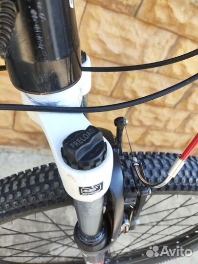 Велосипед GT avalanche 3.0