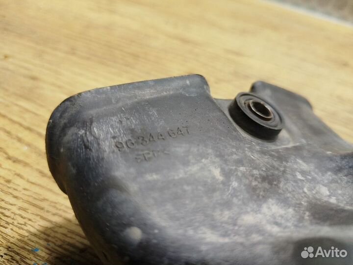 Воздухозаборник Daewoo Matiz 0.8