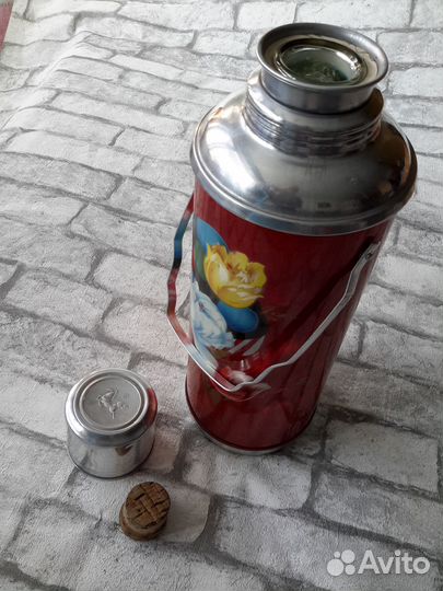 Термос винтажный большой