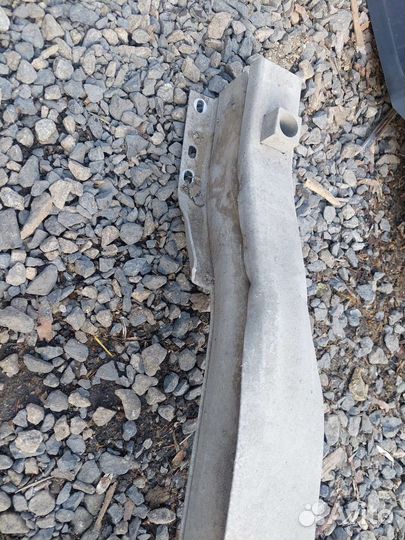 Усилитель заднего бампера opel Astra h