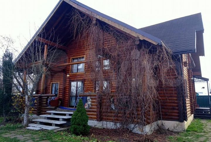 Дом 159 м² на участке 8 сот.