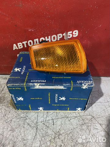 Указатель поворота перед правый пежо 806