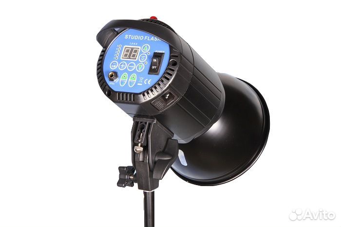Студийная вспышка FST F-200