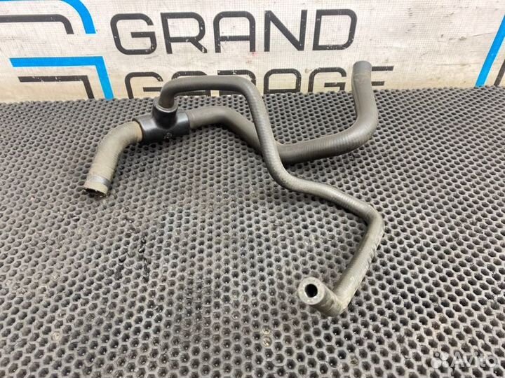 Патрубок охлаждения Mercedes-Benz W163 112.970 3.7