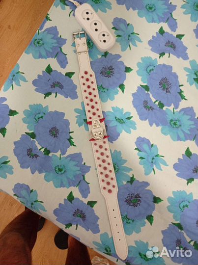 Ошейник с шипами