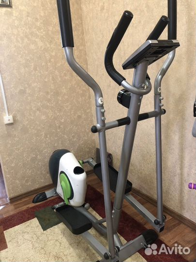 Эллиптический тренежер HouseFit