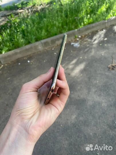 iPhone Xs Max, 64 ГБ