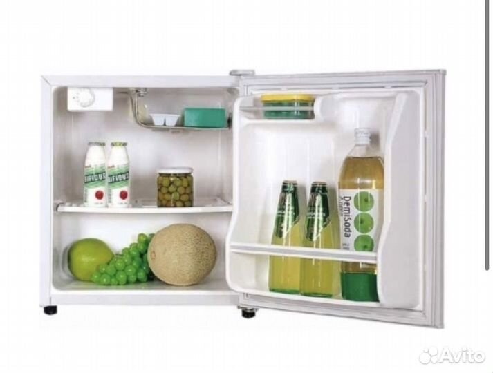 Минихолодильник с морозилкой бу
