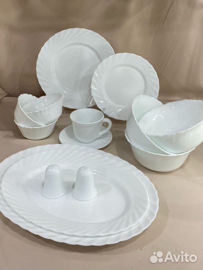 Набор столовой посуды на 6 персон